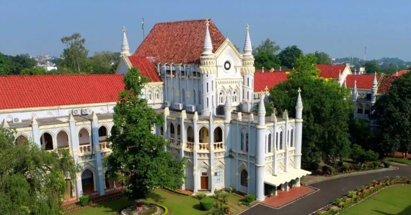 MP शिक्षक भर्ती मामले में बड़ी राहत, हाईकोर्ट ने चॉइस फिलिंग की दी अनुमति; नियुक्ति आदेश पर रोक