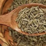 FSSAI की छापेमारी में पकड़ी गई केमिकल वाली सौंफ, ऐसे करें पहचान