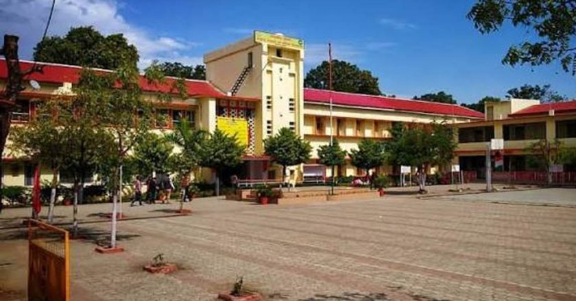 NEET Success: खेत से मेडिकल कॉलेज तक, किसान के बेटे सहित 23 छात्रों ने हासिल की सफलता