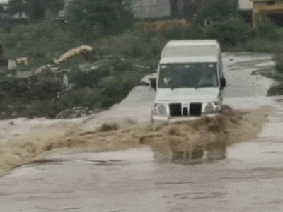 पंजाब के 3 जिलों में मूसलाधार बारिश, सड़कों पर 4 फीट पानी; स्कूल खुलते ही जनजीवन प्रभावित