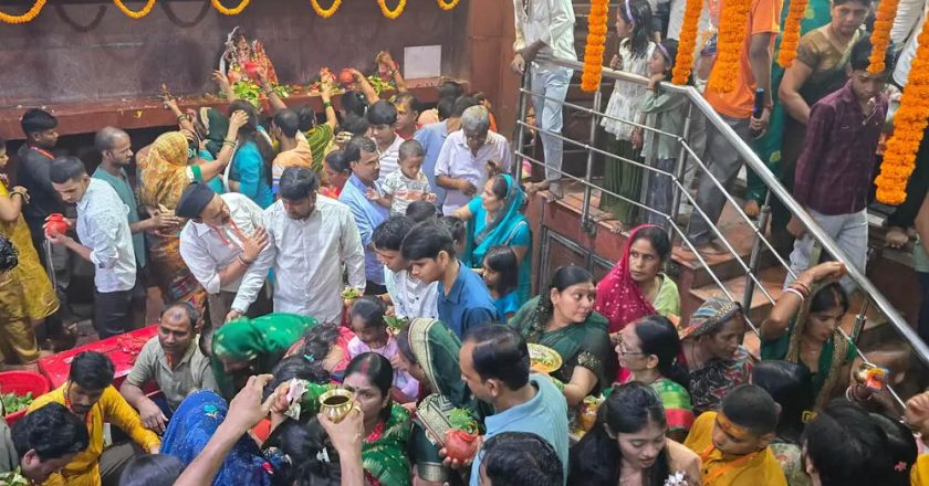 सावन का पहला सोमवार, आस्था की हिलोरों से शिवमय हुआ प्रदेश