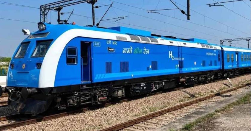 2600 सीटें, यात्री सिर्फ 40-60! हाइड्रोजन ट्रेन की हालत देख रेलवे ने बनाया नया प्लान